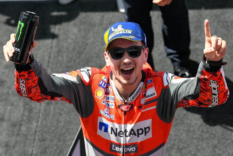 Bermasalah dengan Ban, Lorenzo Gagal Raih Podium