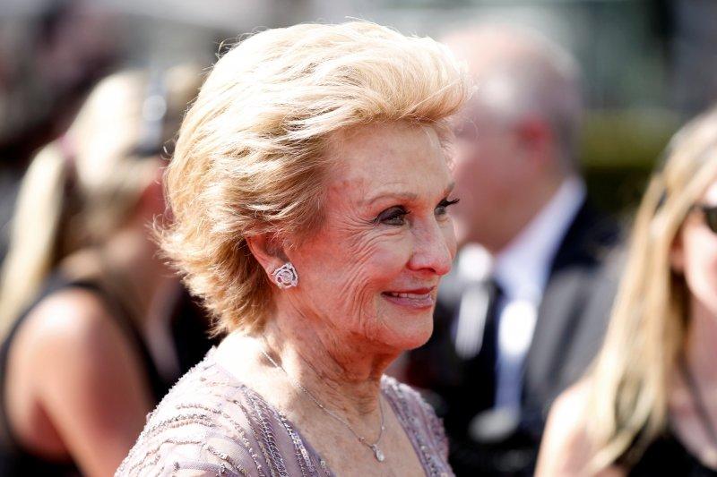 Cloris Pemenang 8 Emmy Meninggal