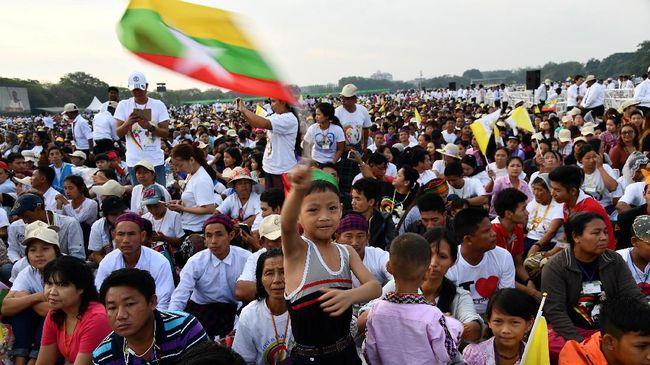 Warga Rohingya Peringati Setahun Kerusuhan
