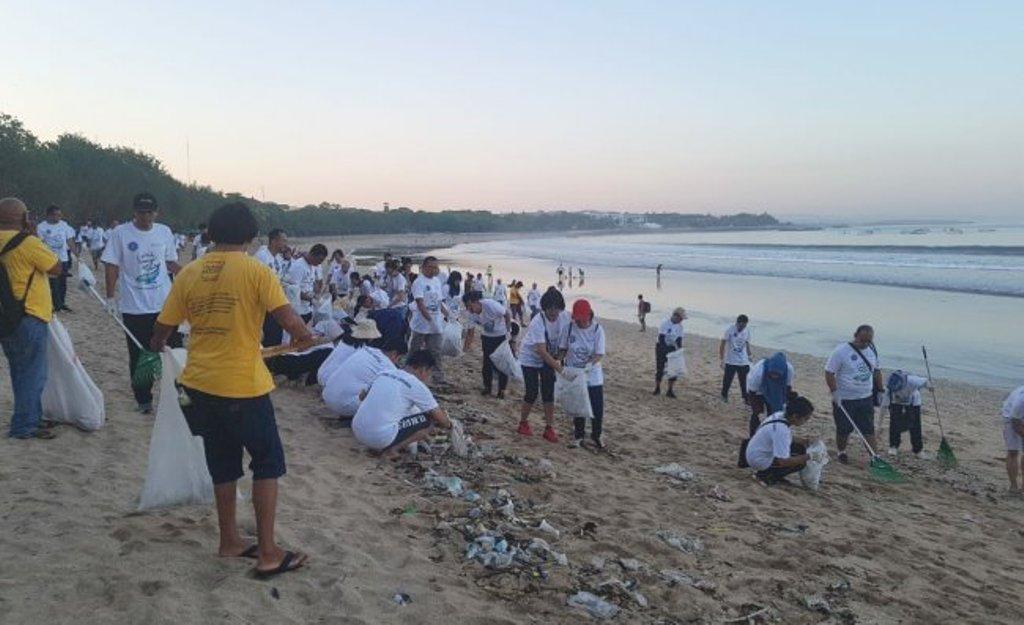 Pertamina Bersama FSPPB Gelar Coastal Cleanup