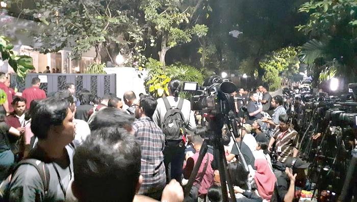 Saat JokowiJemput KH Ma'ruf Menuju Bandara Halim