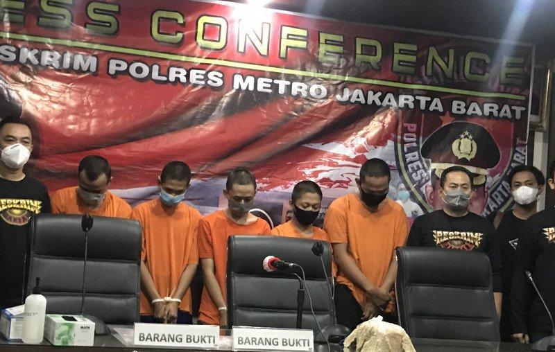 Dua Anggota Gang Motor Penusuk Remaja di Cengkareng Ditembak