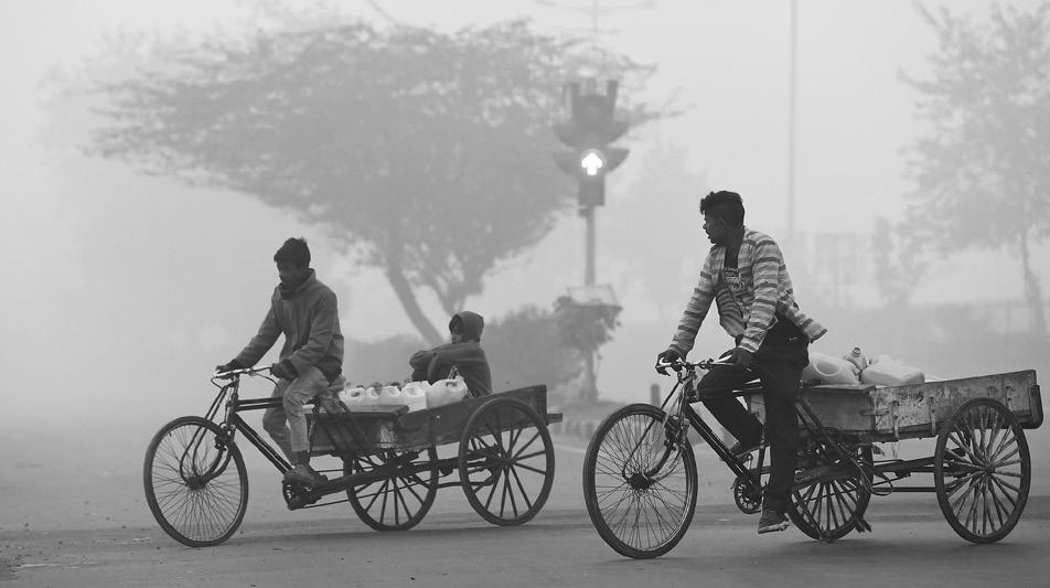 Polusi New Delhi Memburuk, Warga Rayakan Natal di Rumah