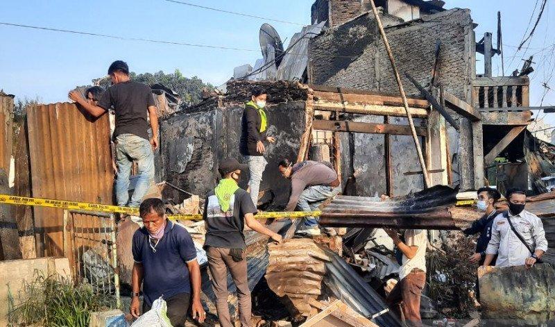 40 KK di Kelurahan Pasar Manggis Kehilangan Rumah Tinggal