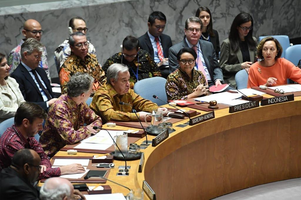 Diplomasi Batik Mewarnai Dewan Keamanan PBB