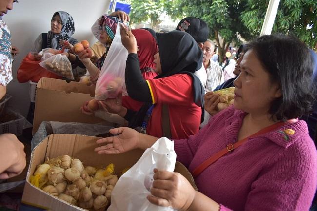 Kemendag Gelar Bazar Kebutuhan Pokok