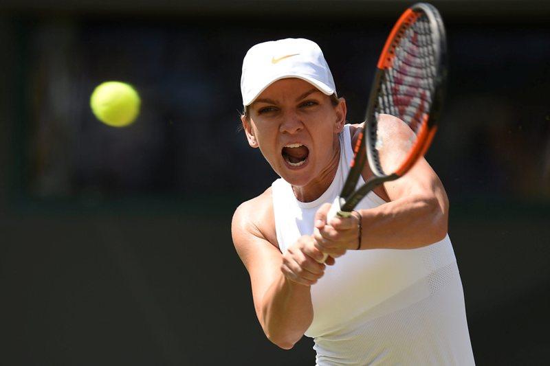 Halep Rebut Piala Rogers