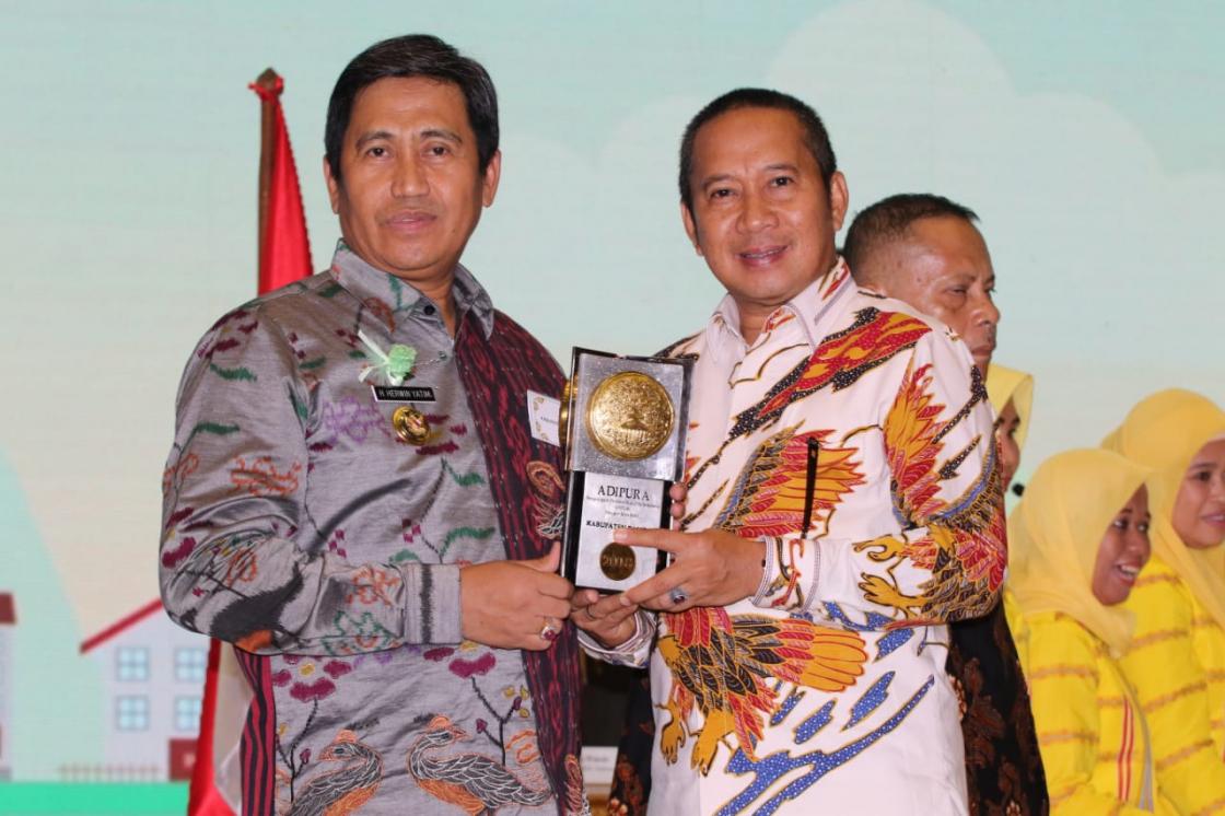 Kabupaten Banggai Kembali Raih Piala Adipura