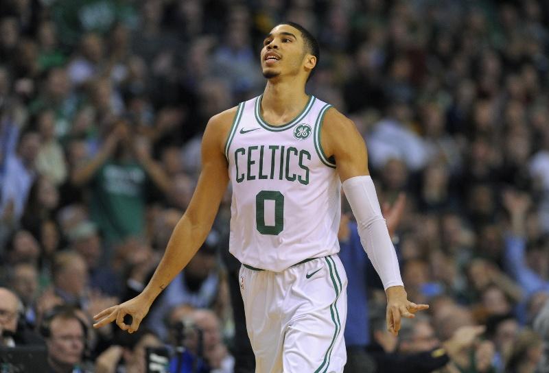 Celtics Permalukan New York Knicks