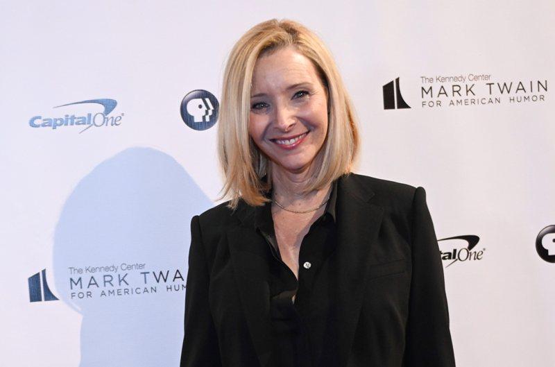 Lisa Kudrow Tolak Menonton Kembali Tayangan 'Friends'