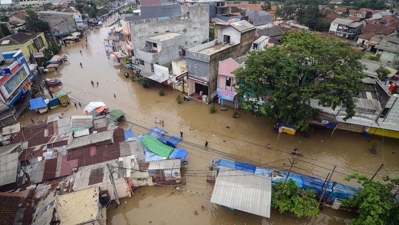 Ratusan Warga Bandung Mengungsi karena Banjir