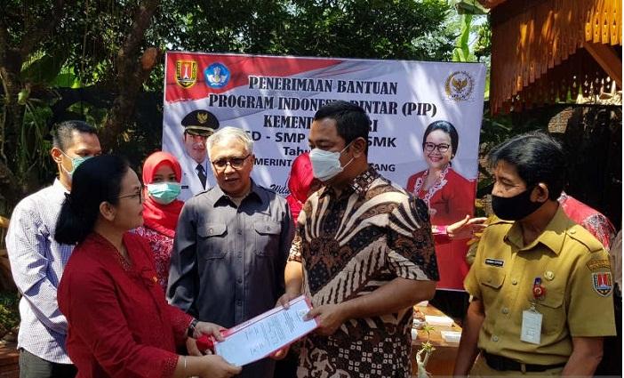 15.872 Siswa di Semarang Terima Bantuan Program Indonesia Pintar