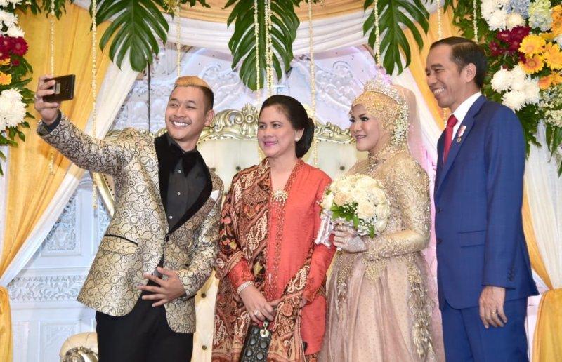 Pesilat Hanifan Berswafoto dengan Presiden Jokowi di Pernikahannya