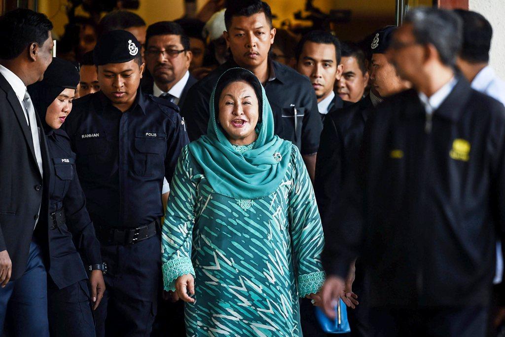 Istri Mantan PM Najib Didakwa Terima Suap 5 Juta Ringgit