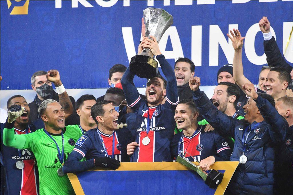 PSG Rengkuh Trofi Champions