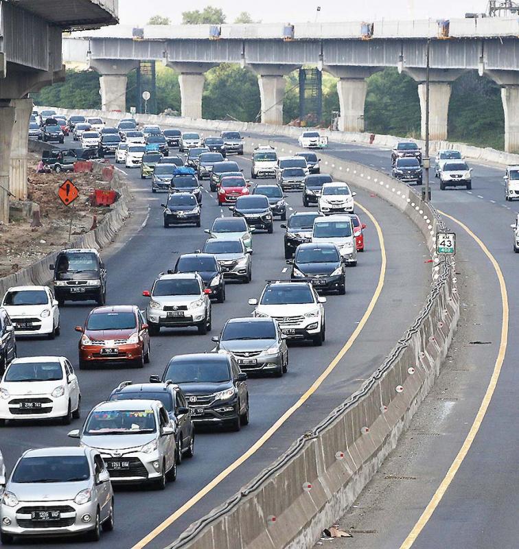 Kejar Waktu Masuk Kerja, One Way Macet