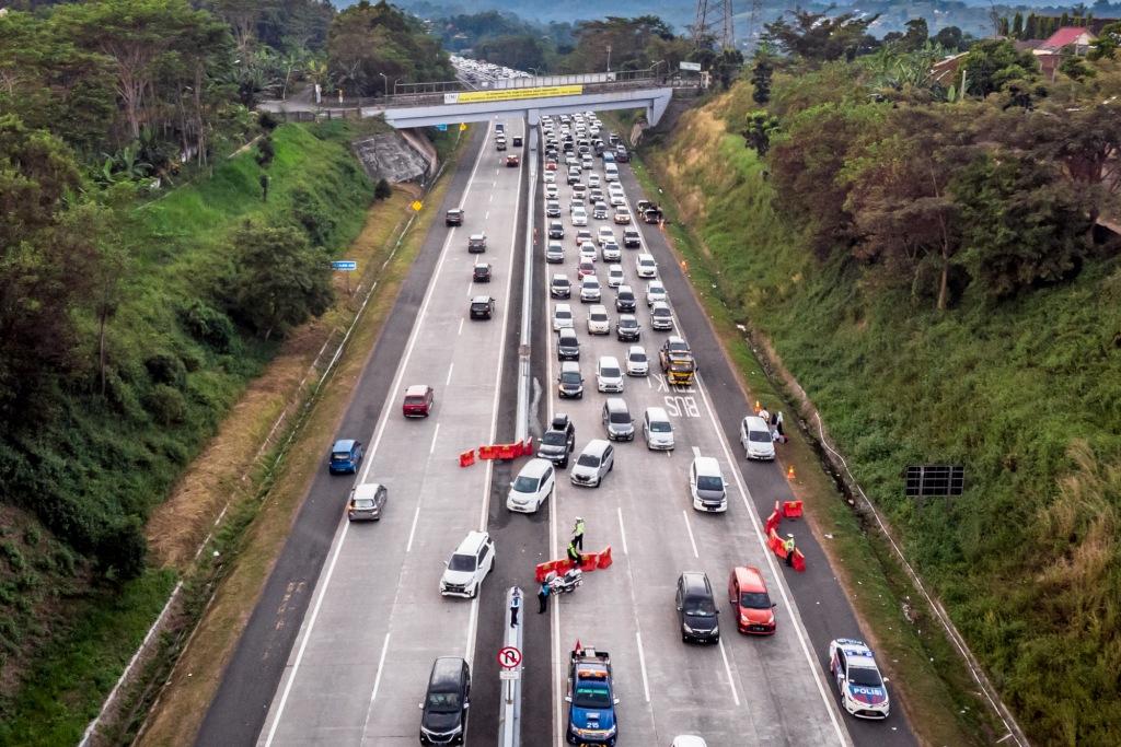 Mobil Arus Balik Mulai Padati Jalan Kulon Progo