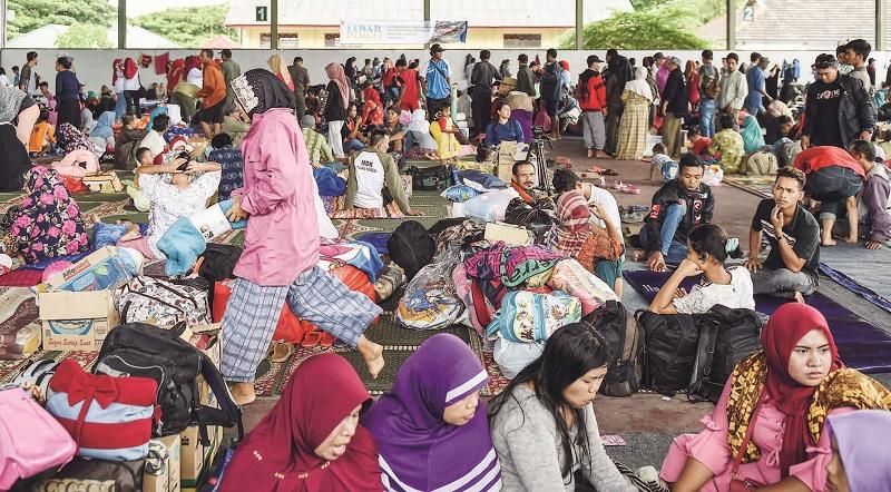 Status Gunung Anak Krakatau Level Siaga, Ribuan Warga Mengungsi