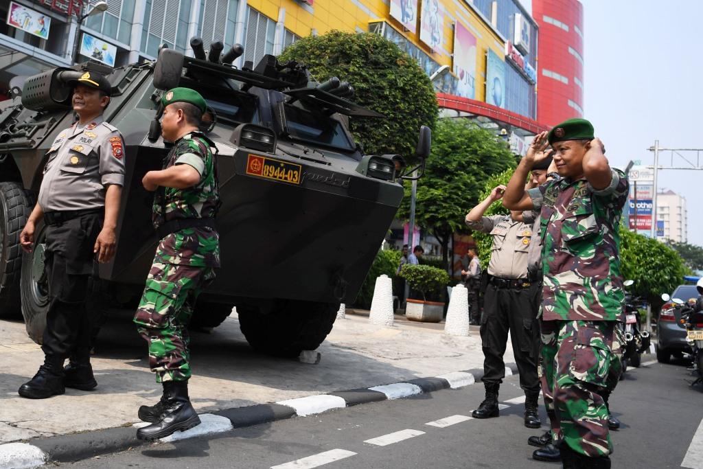 Polisi Sergap Belasan Remaja Hendak Ikut Aksi di Depan MK