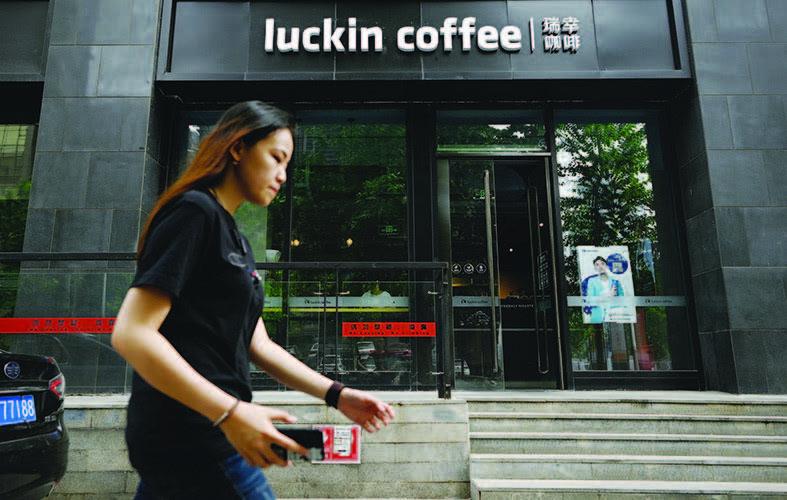 Luckin Coffee Terancam Bangkrut setelah Kasus Pemalsuan Penjualan