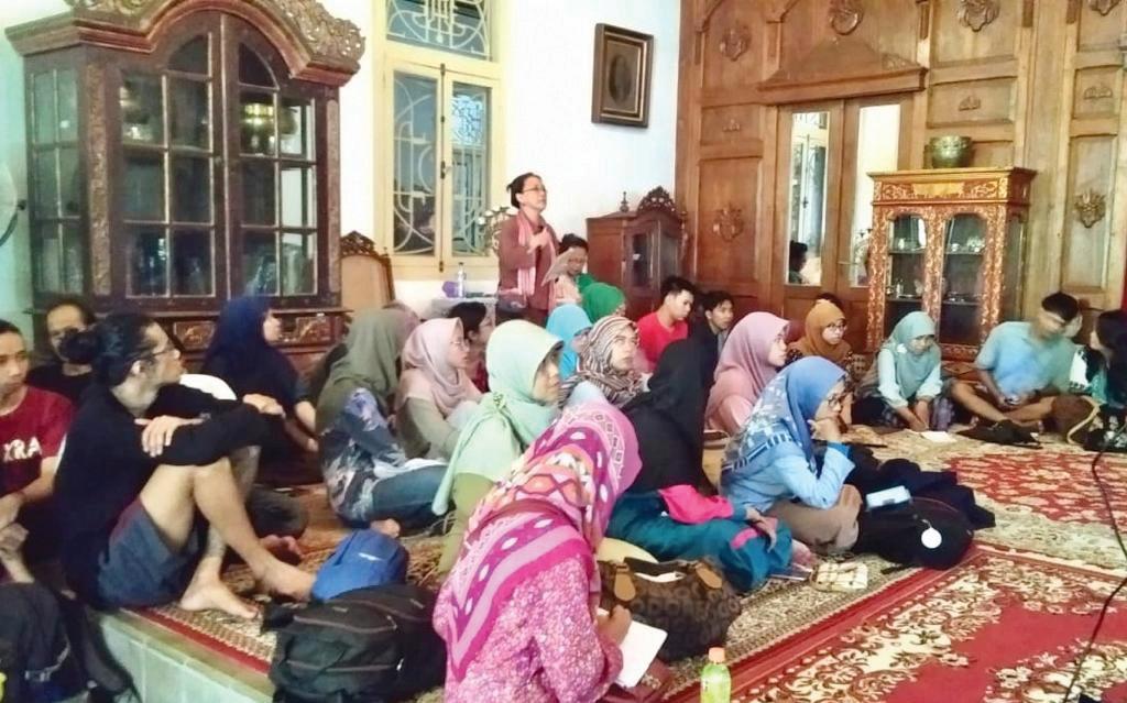 Mencermati Keabadian dalam Dimensi yang Berbeda