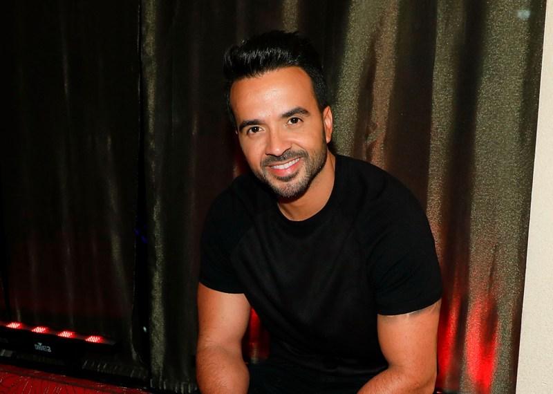 'Despacito' Bertahan 100 Minggu di Tangga Lagu Billboard