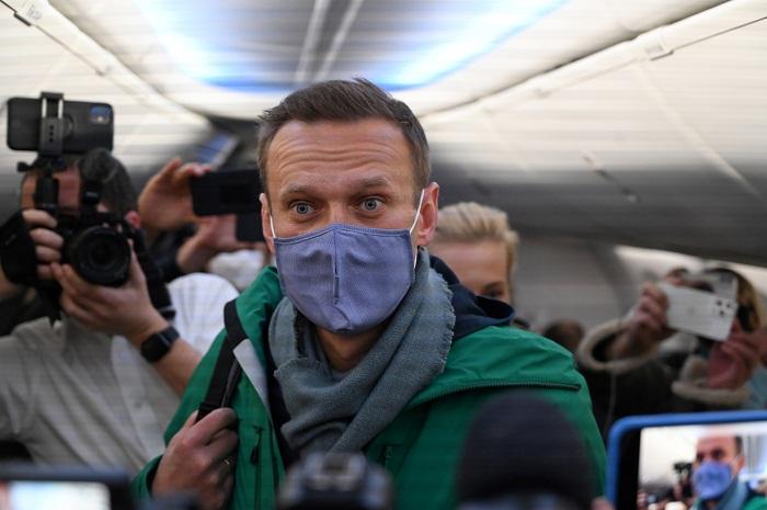 Alexei Navalny Terbang Kembali ke Russia