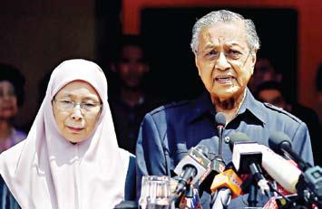 Mahathir: Anwar Ibrahim Akan Dibebaskan dari Penjara