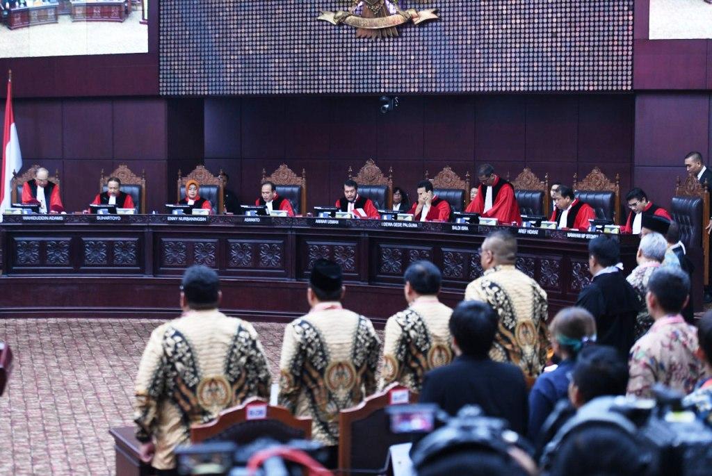 MK Tolak Seluruh Gugatan Pasangan Prabowo-Sandi
