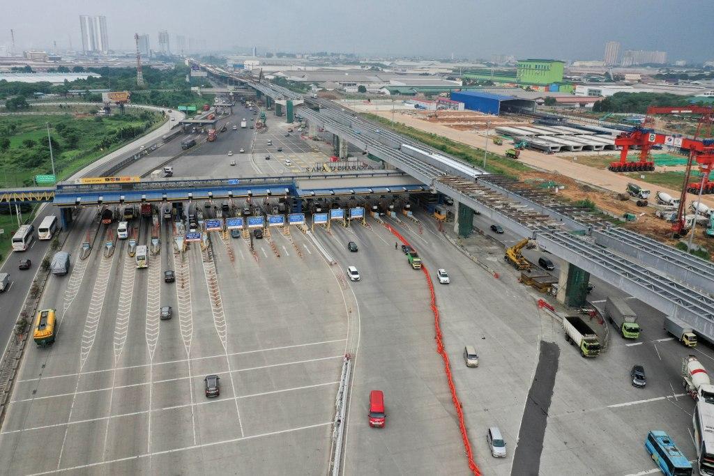 Gerbang Tol Utama Dibongkar Untuk Perlancar Arus Mudik