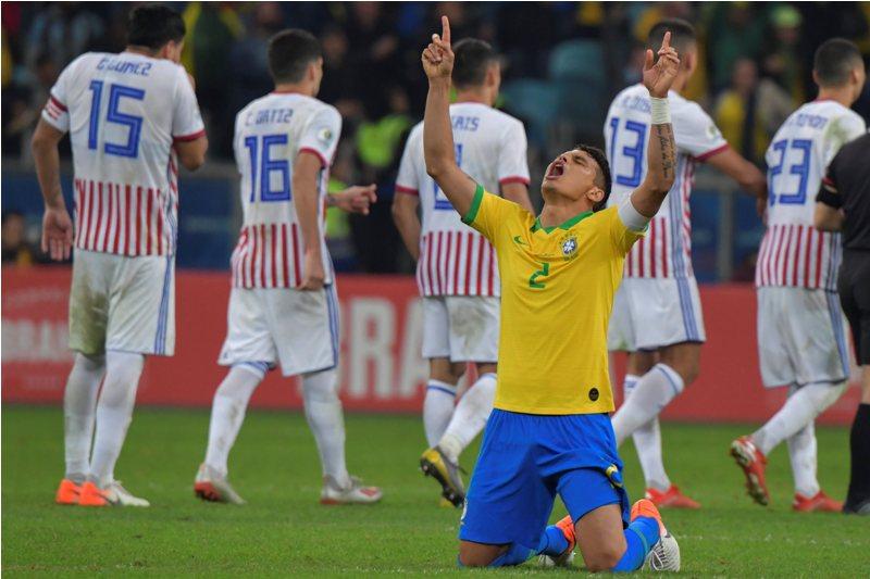 Brasil Melaju ke Semifinal