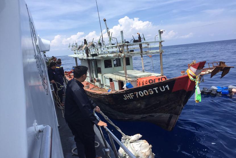 KKP Tangkap Kapal Pencuri Ikan