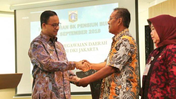 Ratusan Pegawai Negeri Sipil DKI Pensiun