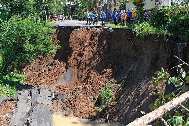 Waspadai Bencana Hidrometeorologi  