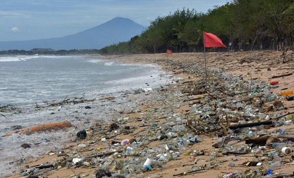 Sampah Plastik Meningkat dalam Masa Pandemi 