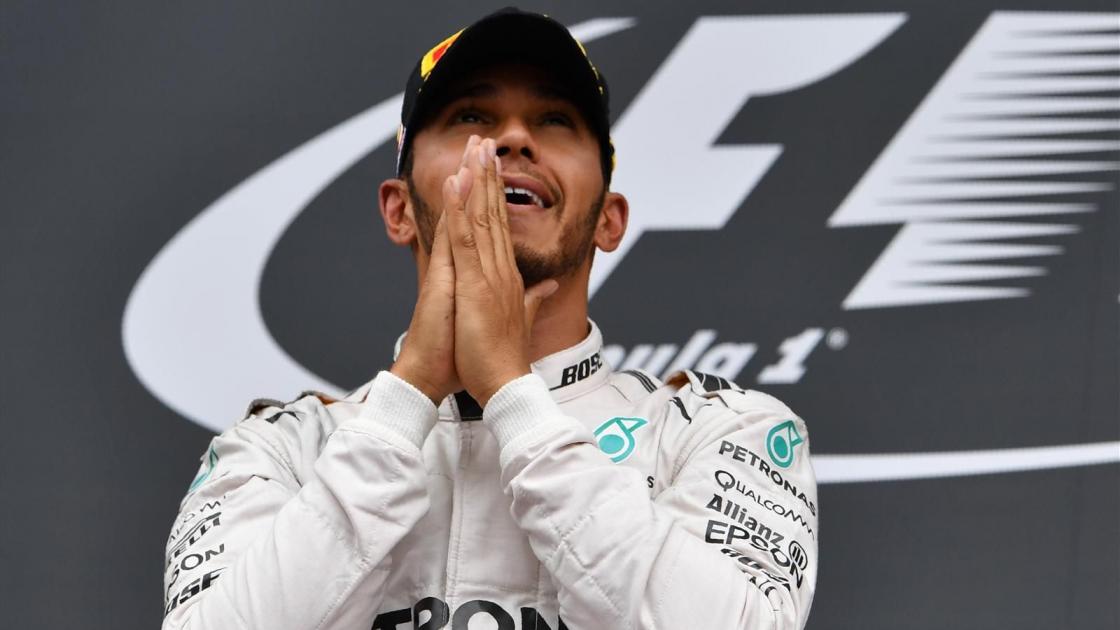 Hamilton Klarifikasi Soal Ferarri