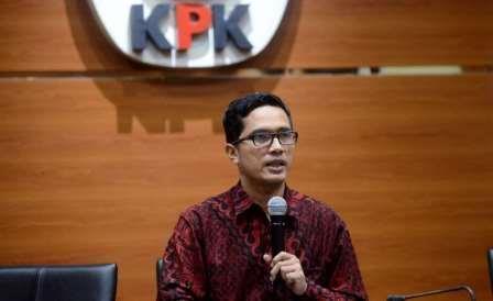 Bupati Solok Selatan dalam Bidikan KPK