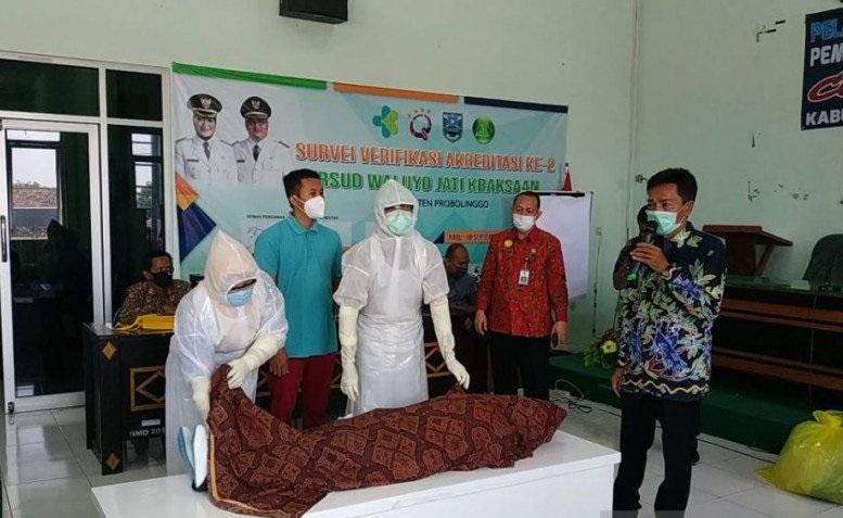 Satgas Probolinggo Klarifikasi soal Pendarahan Jenazah Covid-19