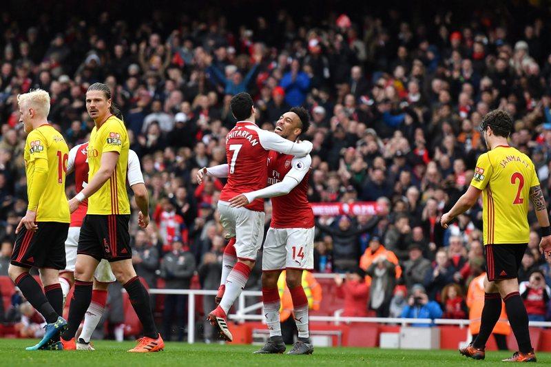 Arsenal Atasi Watford