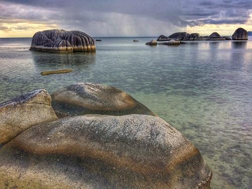 Alif Stone Park: Batu Bertanya dari Pulau Natuna