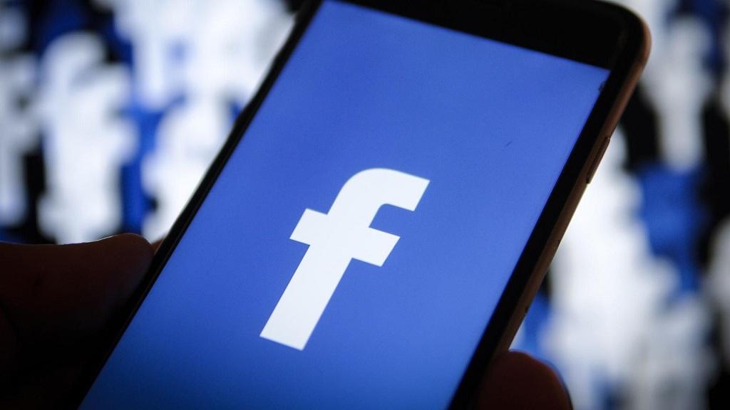 Inggris Denda Facebook atas Pembobolan Data