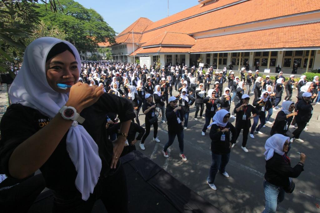 Tari Teknik Sikat Gigi