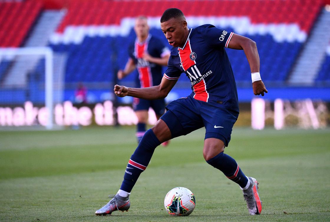 Mbappe Tetap di PSG 