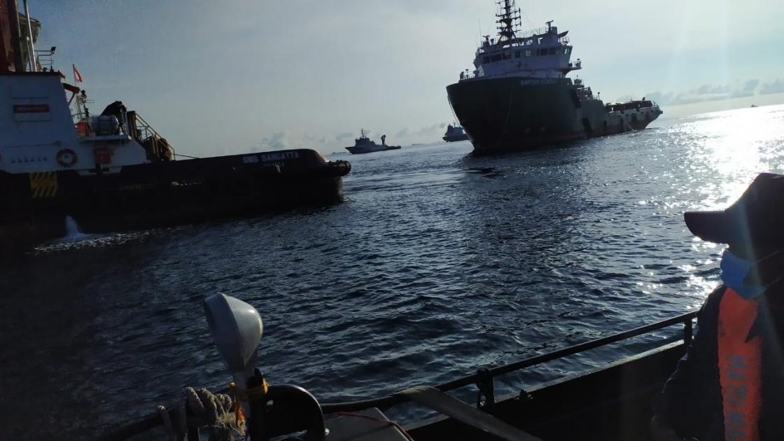 Kapal KPLP Bantu Korban Perampokan di Perairan Kepri