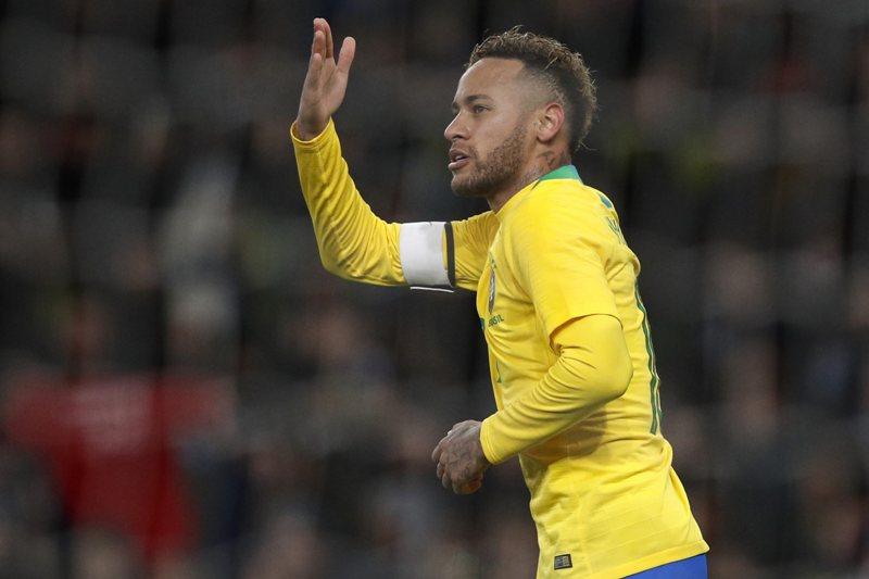 Neymar Dituduh Lakukan Perkosaan