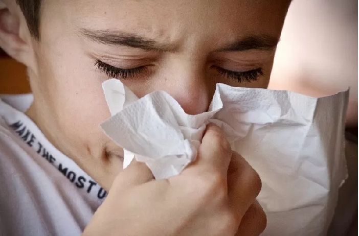 Cara Bedakan Batuk Pilek Karena Alergi atau Infeksi  
