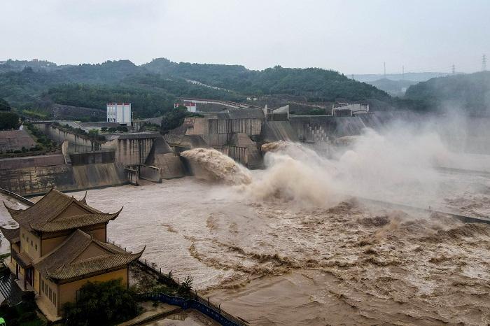 Tiongkok Ledakkan Bendungan di Anhui