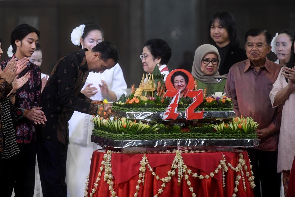 Megawati Ajak Perempuan Jadi Pemimpin