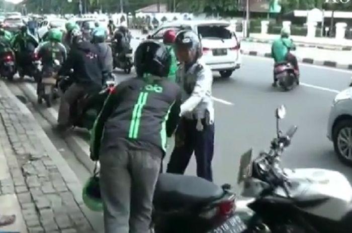 Parkir Sembarangan, 500 Kendaraan Ojol Terjaring