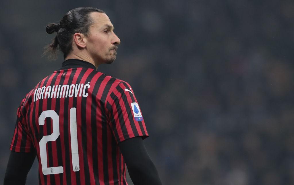 Zlatan Ibrahimovic 'Tolak' untuk Gantung Sepatu